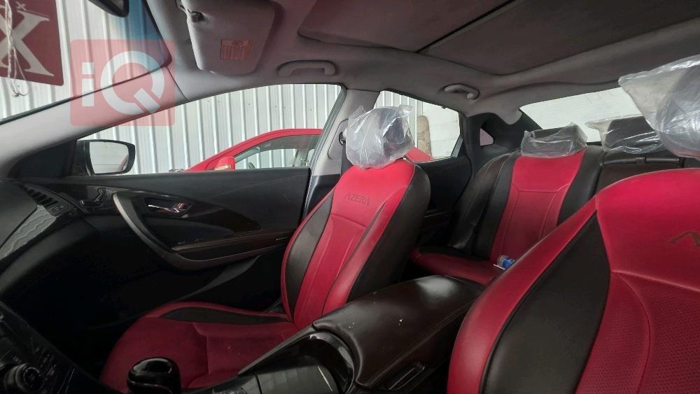 هيونداي أزيرا